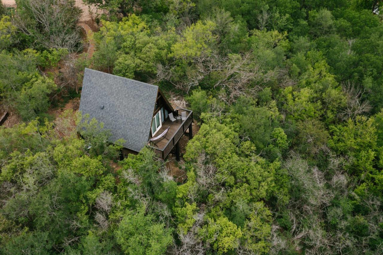 The Maverick: A-Frame W/ Hammock And Tree Top View นิวบราวน์เฟลส์ ภายนอก รูปภาพ